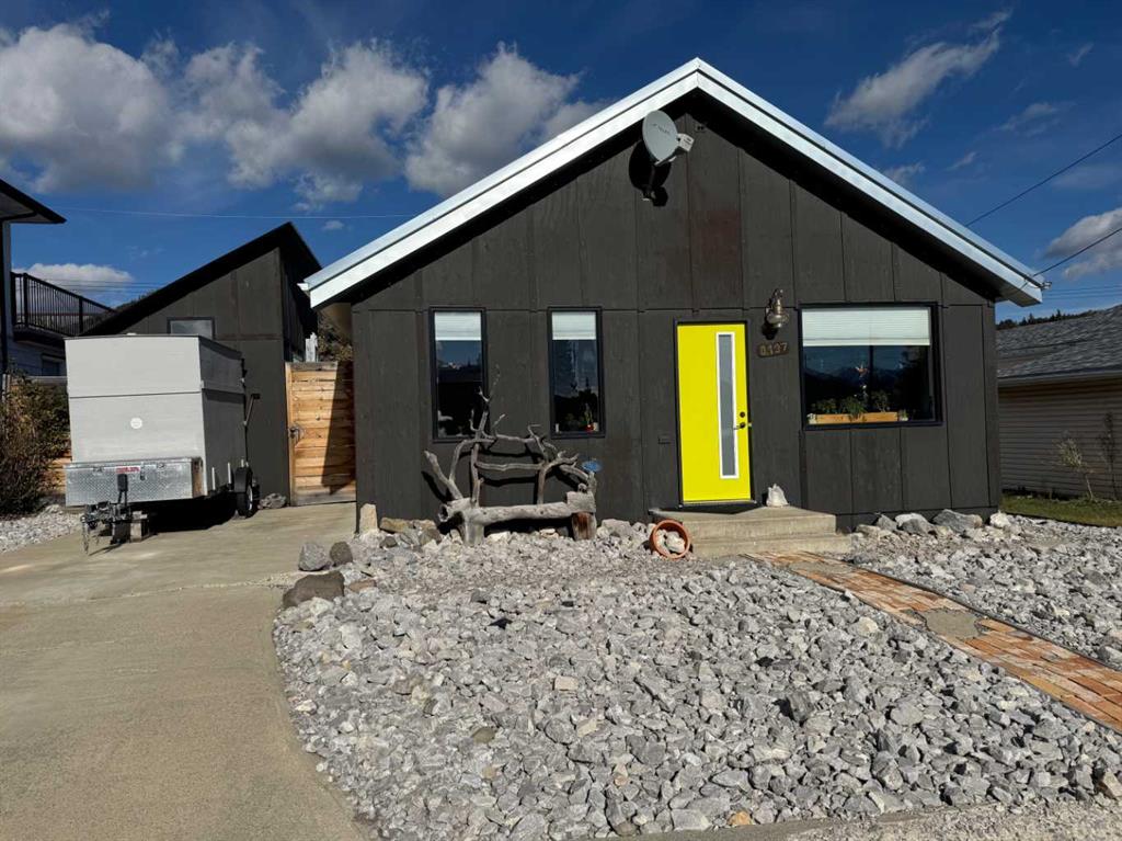 Picture of 8137 19 Avenue , Coleman Real Estate Listing