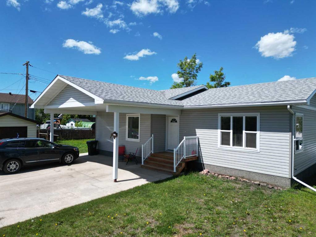 Picture of 5408 46 Avenue , Rycroft Real Estate Listing