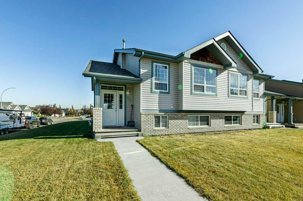 Picture of 7023 Deer Street , Lacombe Real Estate Listing