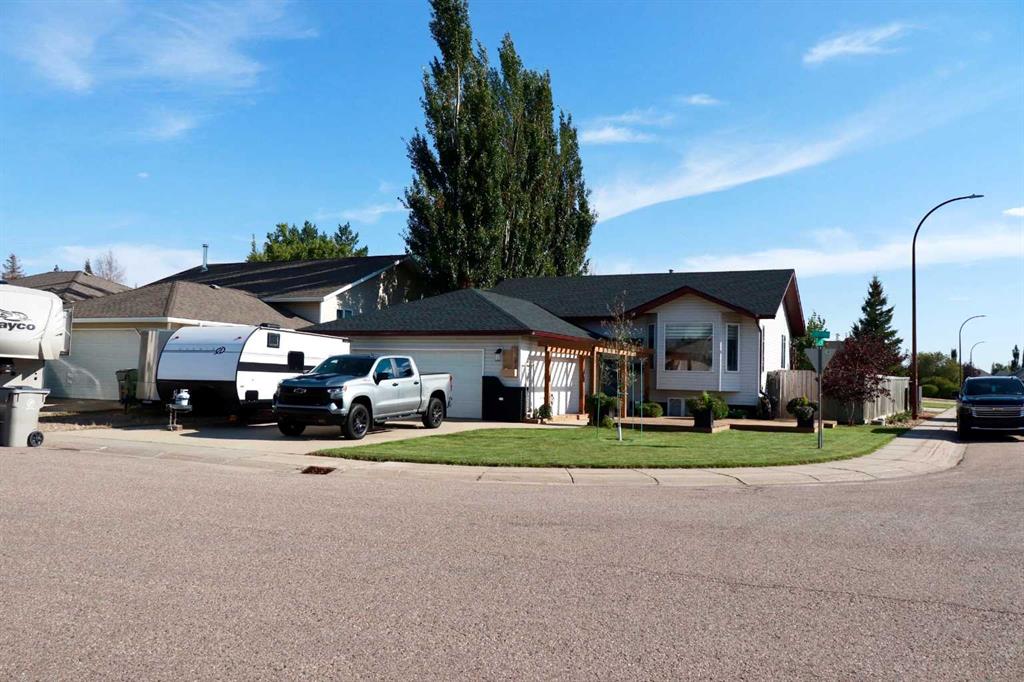 Picture of 6315 41 Street , Lloydminster Real Estate Listing