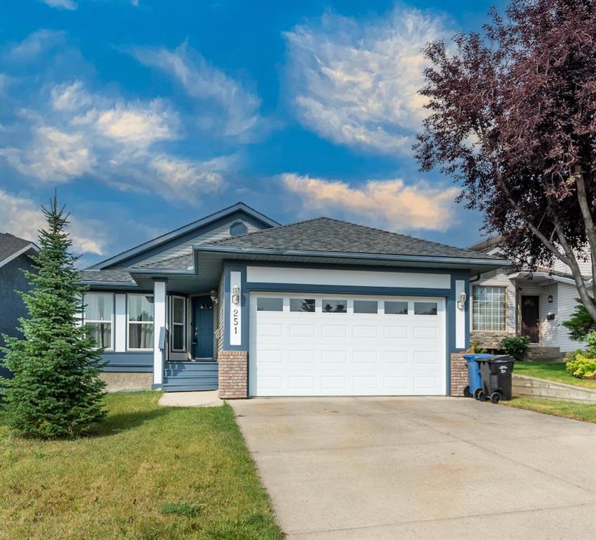 Picture of 251 Douglas Woods Drive SE, Calgary Real Estate Listing