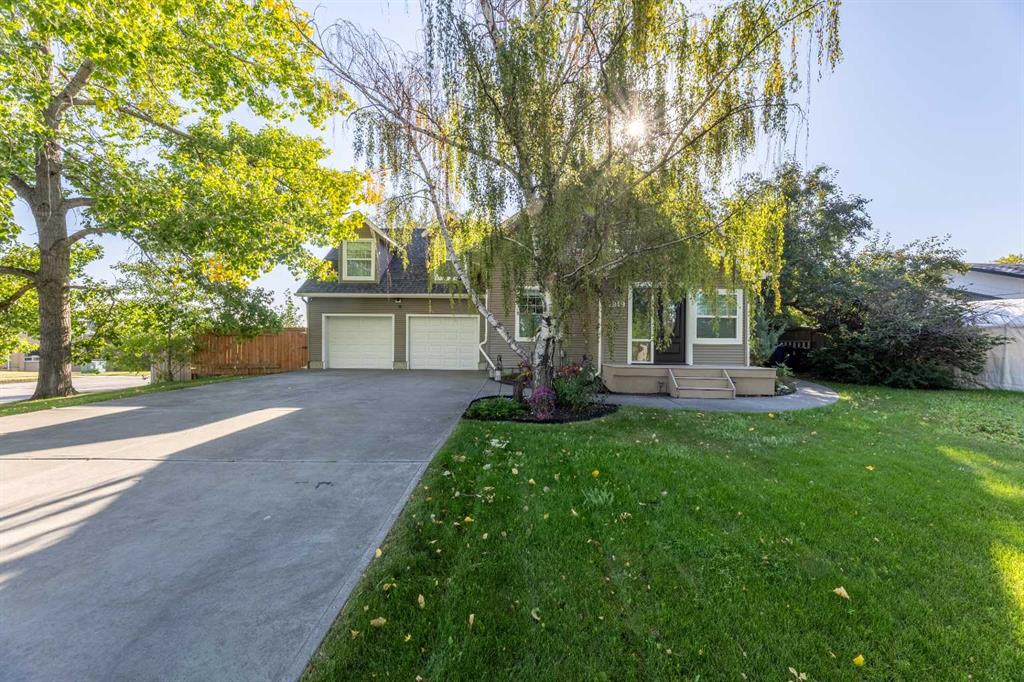 Picture of 1919 14 Street , Didsbury Real Estate Listing