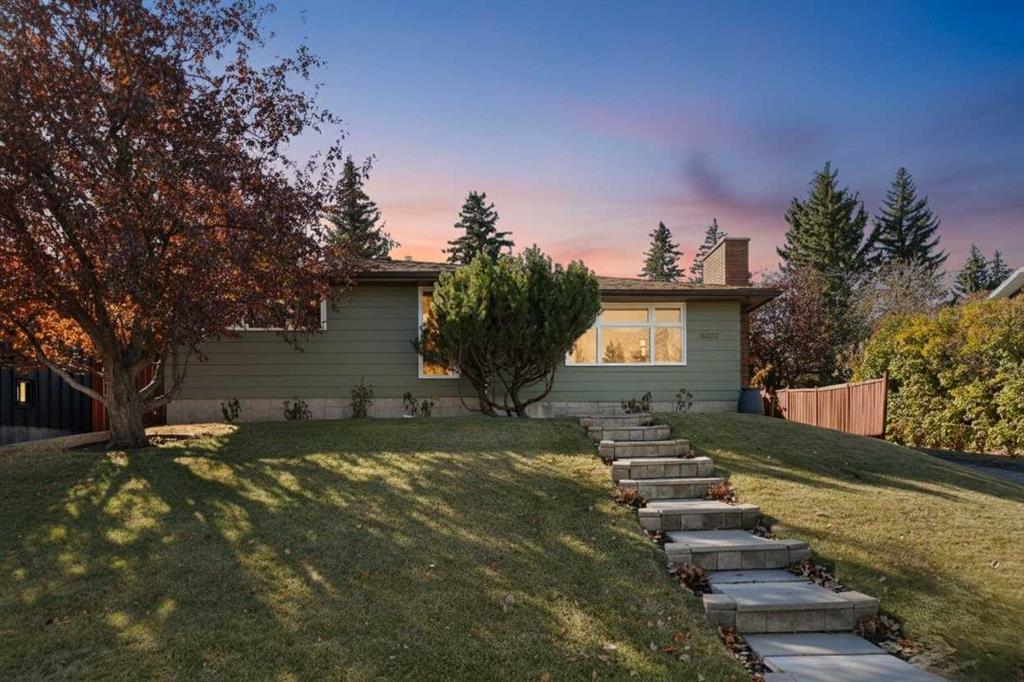 Picture of 5003 Dalhart Road NW, Calgary Real Estate Listing