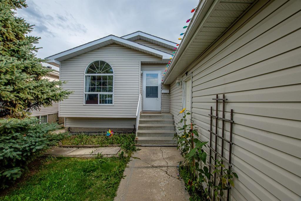 Picture of 8825 104 Avenue , Grande Prairie Real Estate Listing