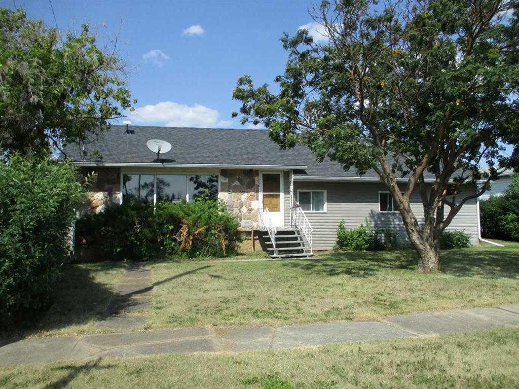 Picture of 200 6th Avenue SE, Manning Real Estate Listing