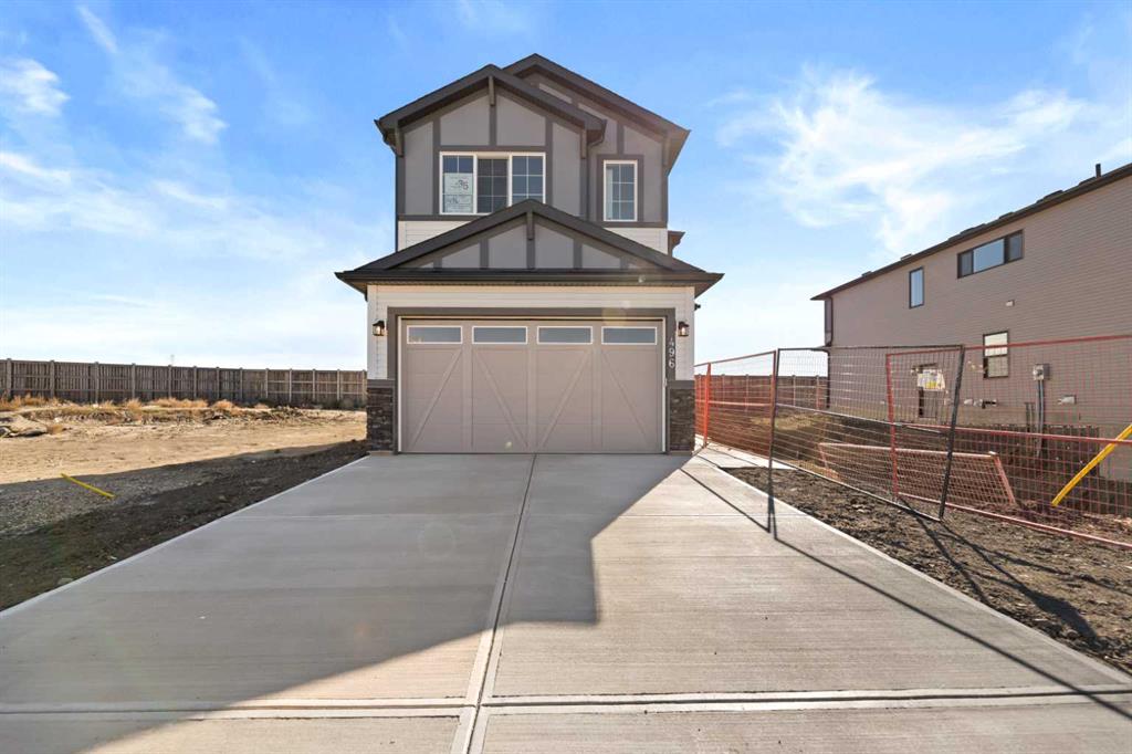 Picture of 496 Lewisburg Place NE, Calgary Real Estate Listing