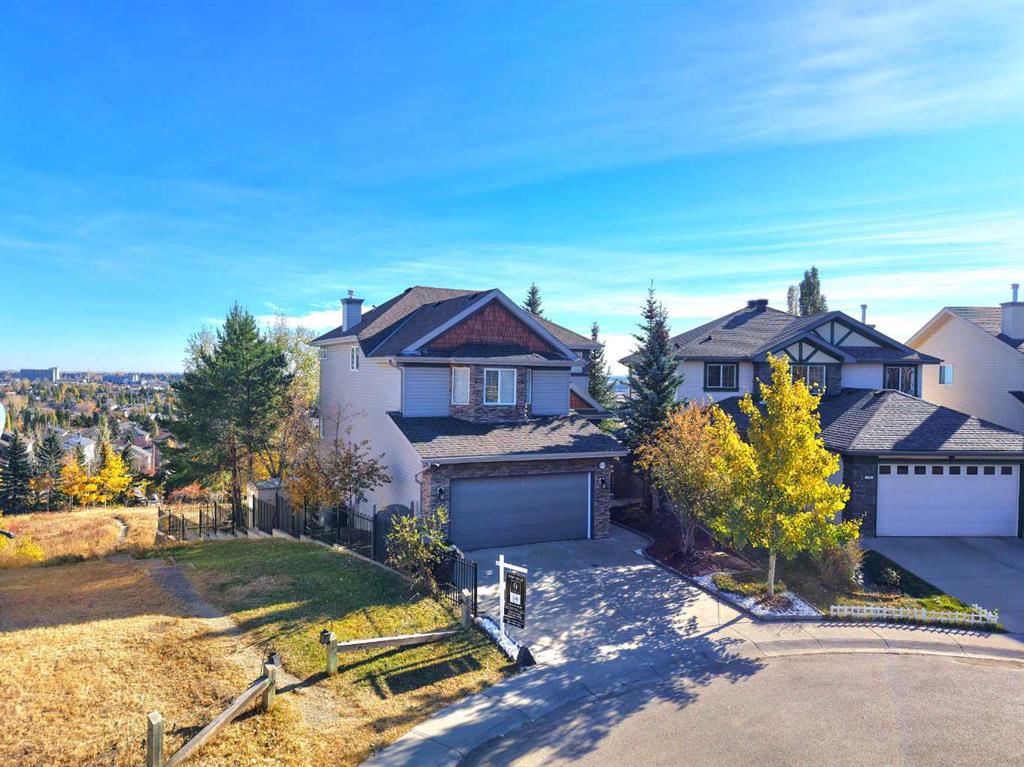 Picture of 146 Springbluff Heights SW, Calgary Real Estate Listing