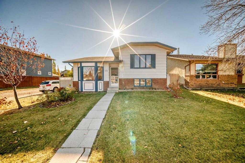 Picture of 172 Sunvale Crescent SE, Calgary Real Estate Listing