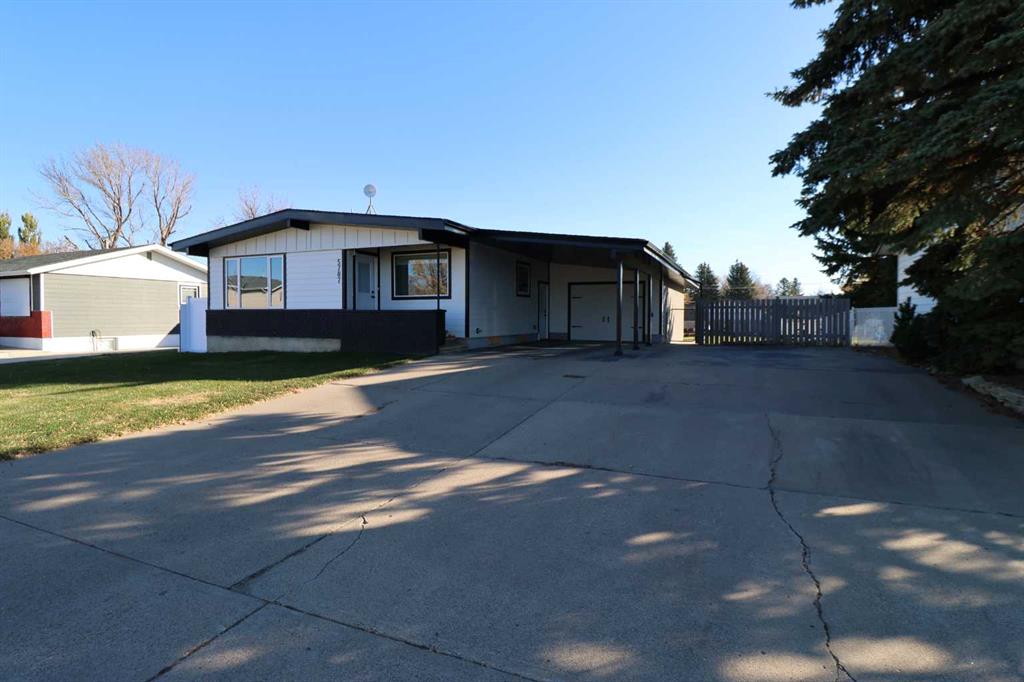 Picture of 5707 50 st , Taber Real Estate Listing