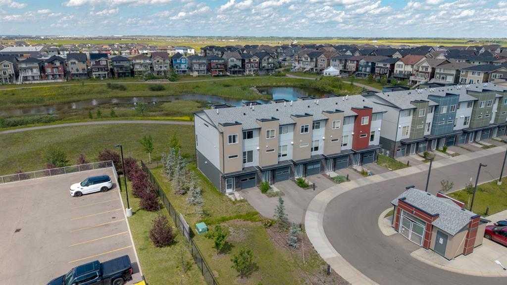 Picture of 301, 70 Saddlestone Drive NE, Calgary Real Estate Listing