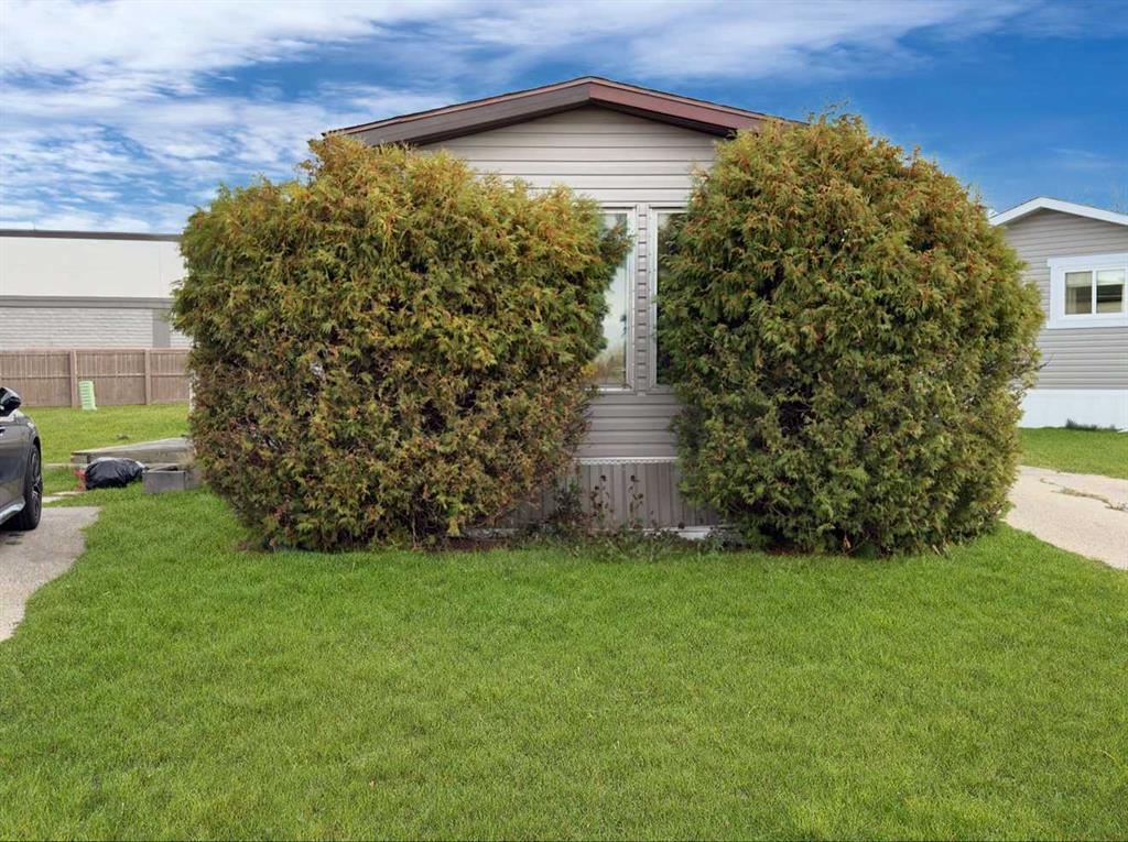 Picture of 132, 8060 100 Street , Grande Prairie Real Estate Listing