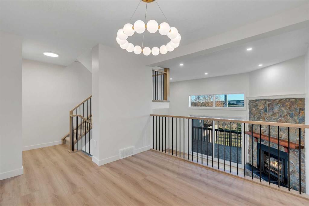 Picture of 64, 23 Glamis Drive SW, Calgary Real Estate Listing