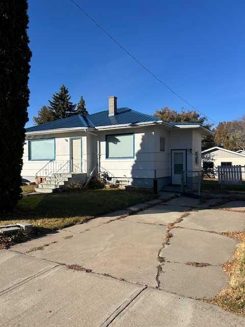 Picture of 4817 51 Avenue , Taber Real Estate Listing