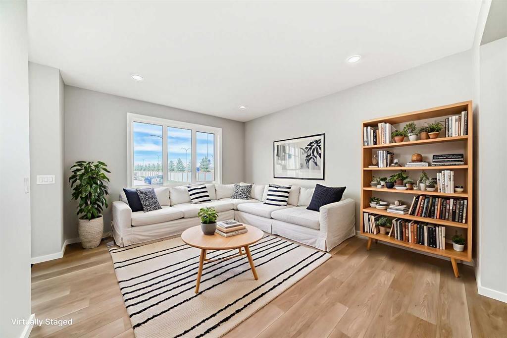 Picture of 147 Bartlett Crescent SE, Calgary Real Estate Listing