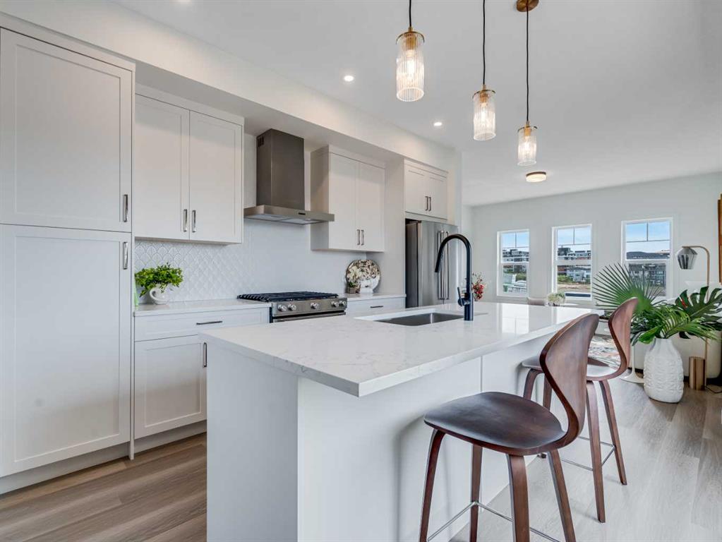 Picture of 1306, 200 Southridge Drive , Okotoks Real Estate Listing