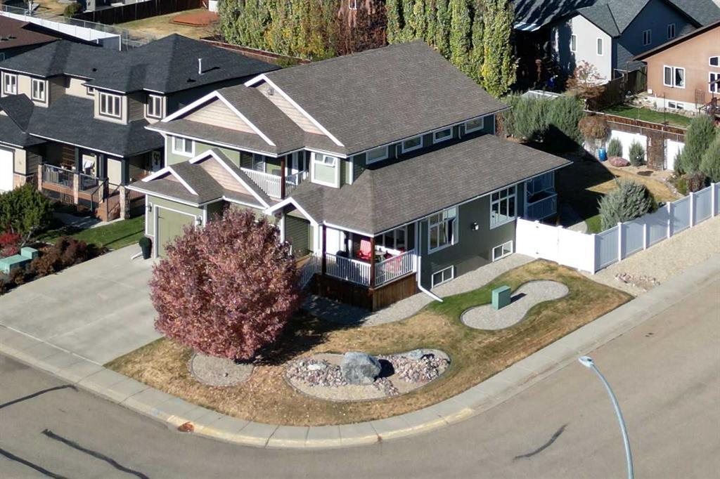 Picture of 35 Aspen Heights Way  , Innisfail Real Estate Listing