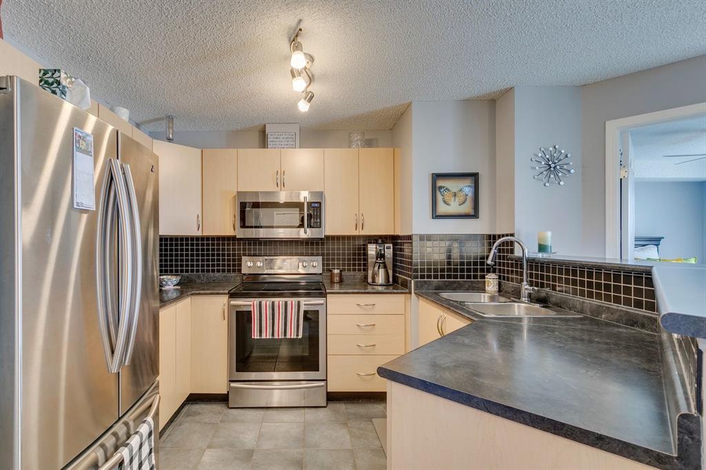 Picture of 2310, 2371 Eversyde Avenue SW, Calgary Real Estate Listing