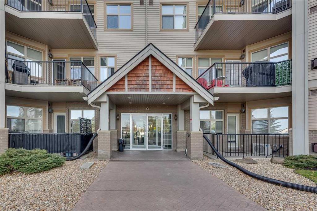 Picture of 117, 100 Lakeway Boulevard , Sylvan Lake Real Estate Listing