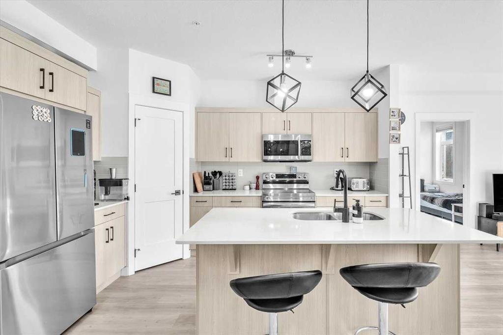 Picture of 305, 30 Sage Hill Walk NW, Calgary Real Estate Listing