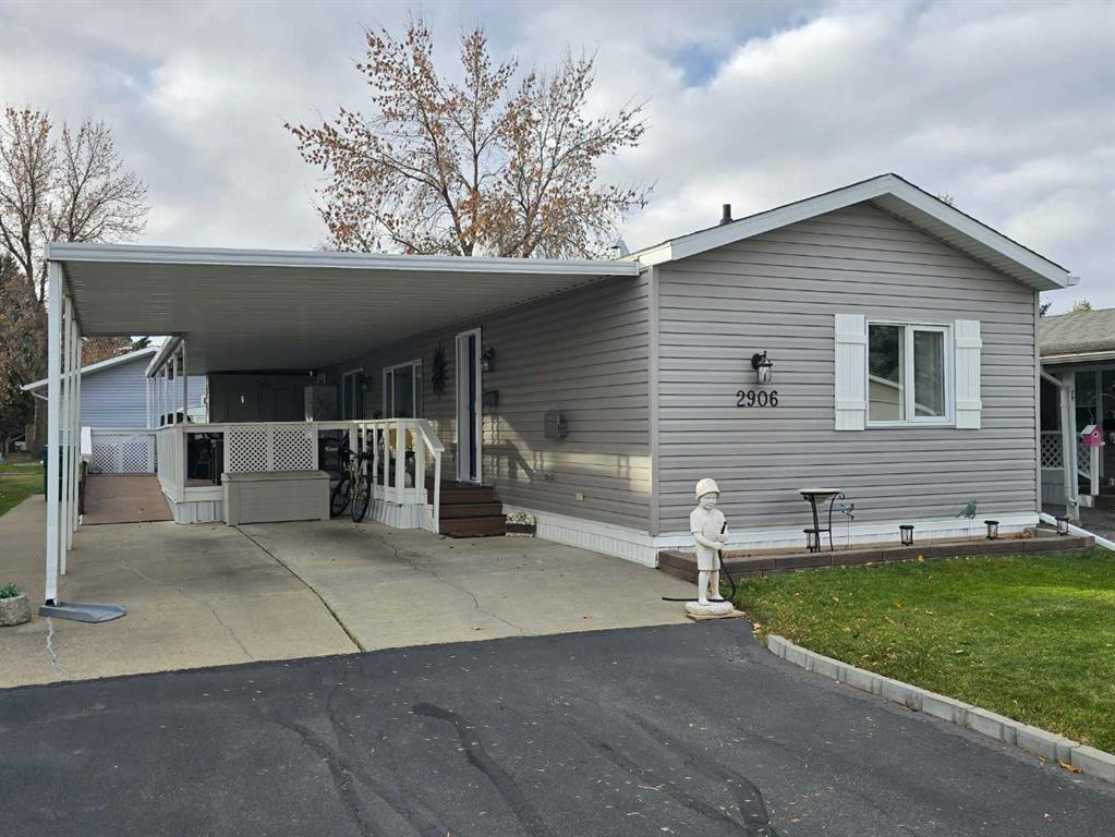 Picture of 2906 30 Avenue S, Lethbridge Real Estate Listing