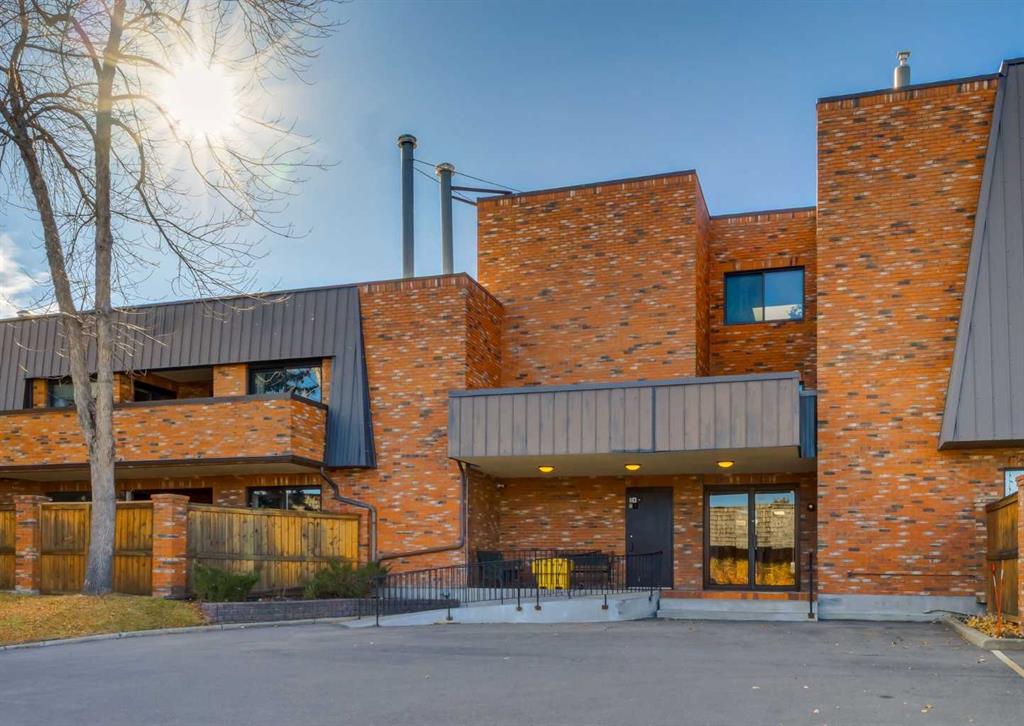 Picture of 104, 9500 Oakfield Drive SW, Calgary Real Estate Listing