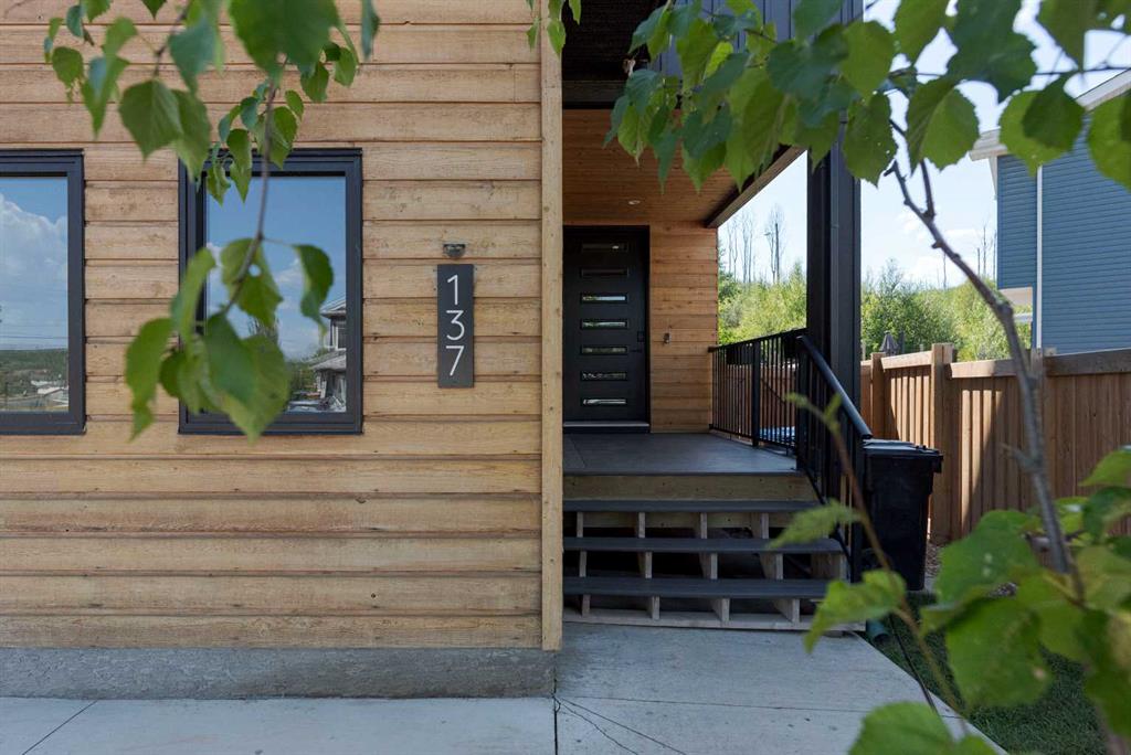 Picture of 137 Pearson Drive , Fort McMurray Real Estate Listing