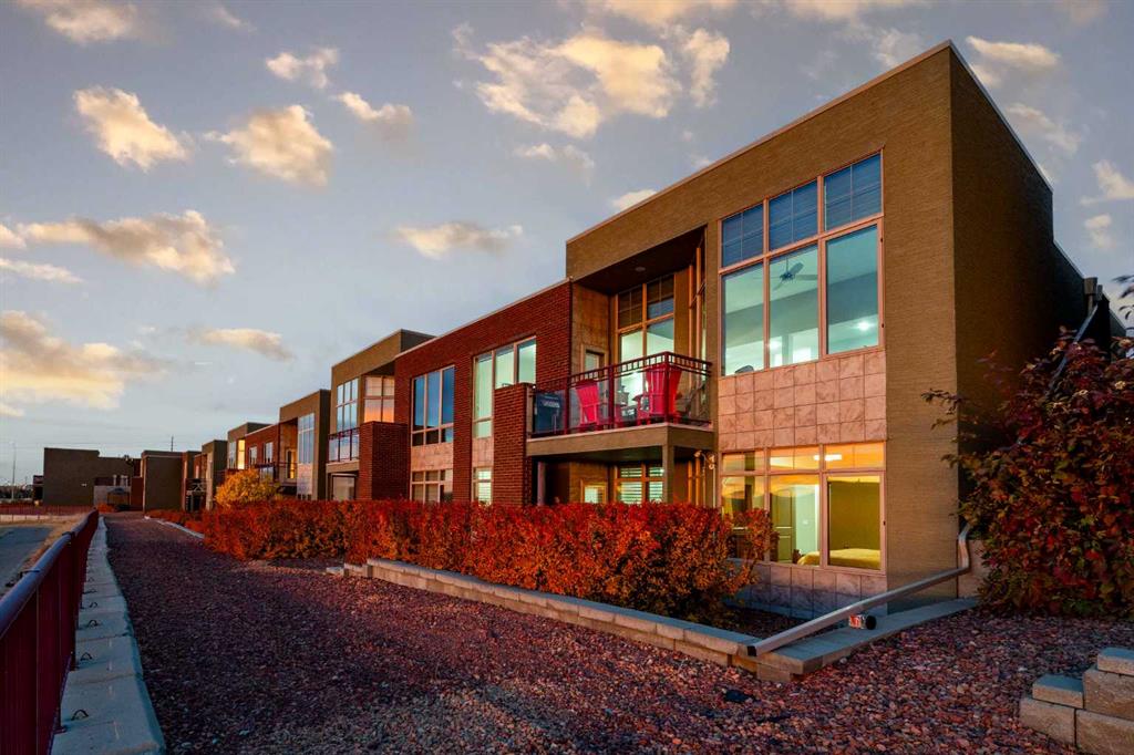 Picture of 30 Palisades Mews NE, Medicine Hat Real Estate Listing