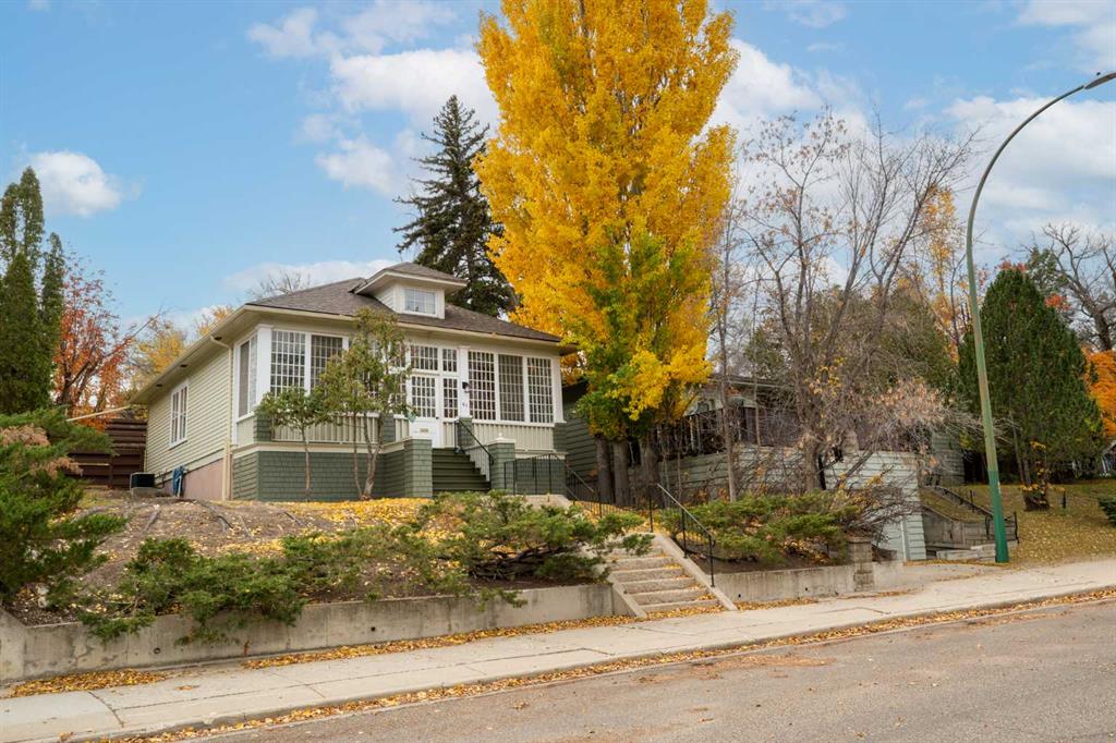 Picture of 61 2 Street SW, Medicine Hat Real Estate Listing