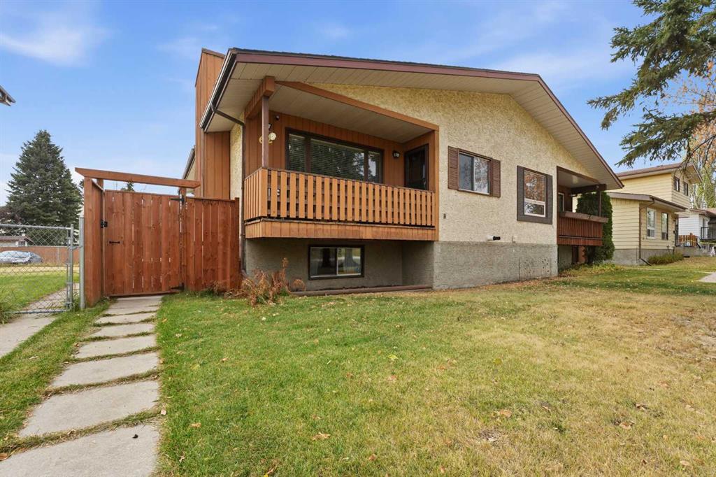 Picture of 62 McLevin Crescent , Red Deer Real Estate Listing