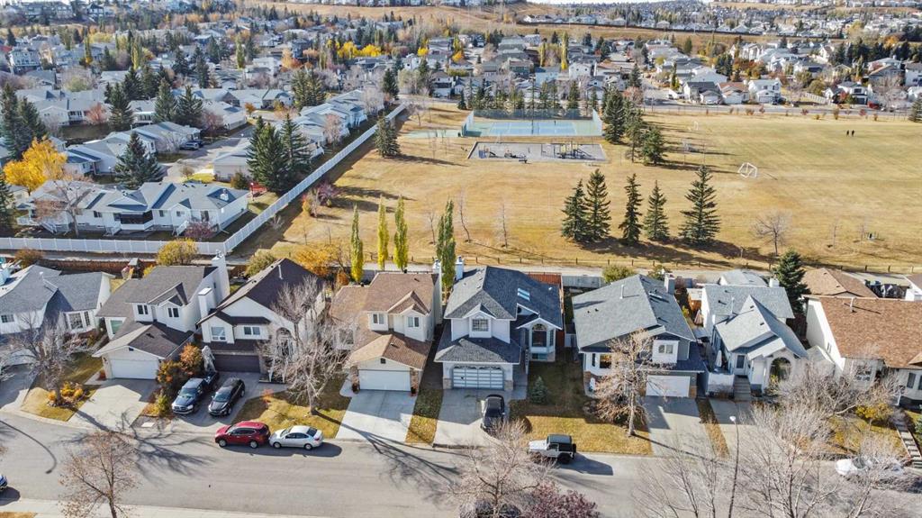 Picture of 95 Macewan Meadow Way NW, Calgary Real Estate Listing