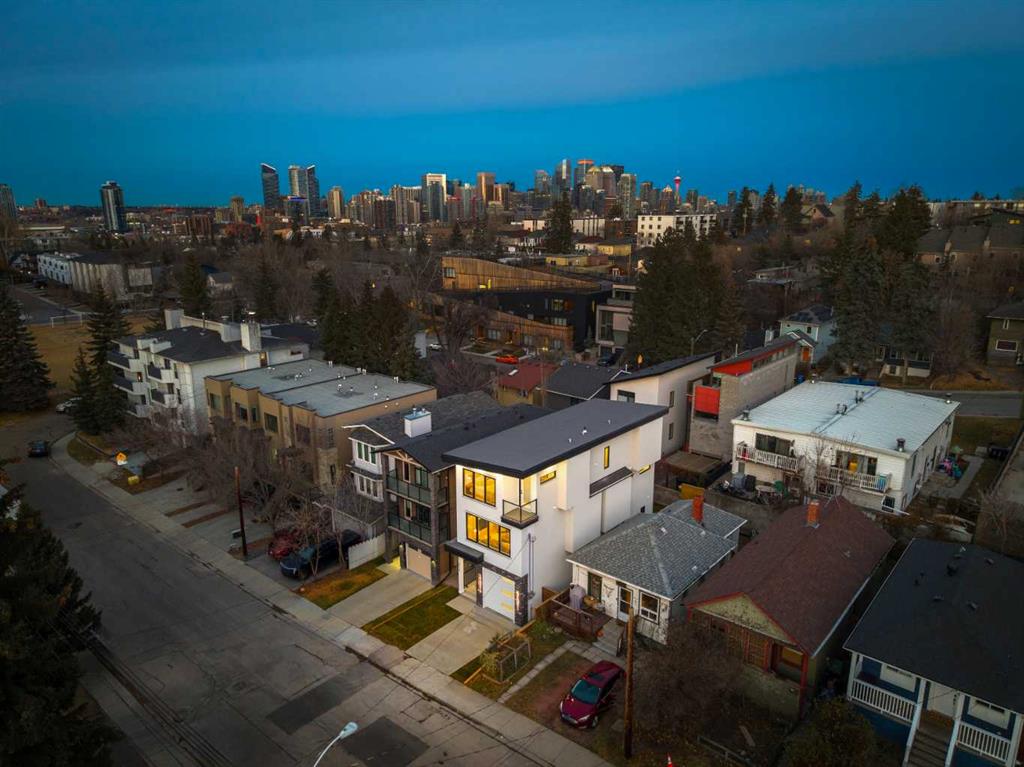 Picture of 2518 16B Street SW, Calgary Real Estate Listing