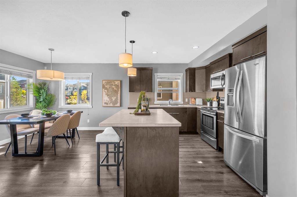 Picture of 714 Redstone View NE, Calgary Real Estate Listing