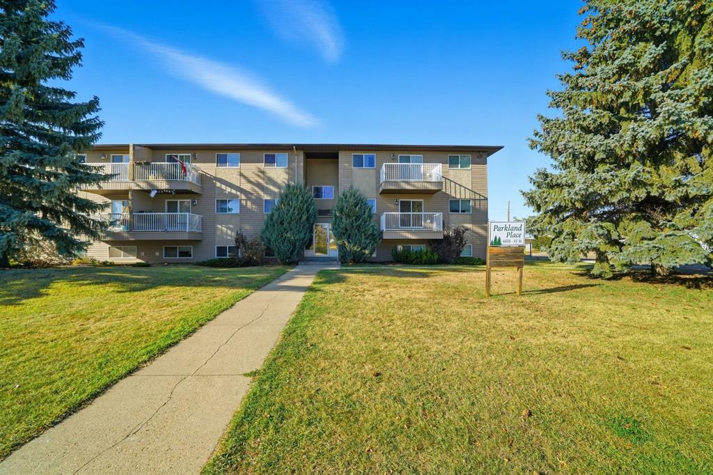 Picture of 104, 4808 45 Street , Stettler Real Estate Listing