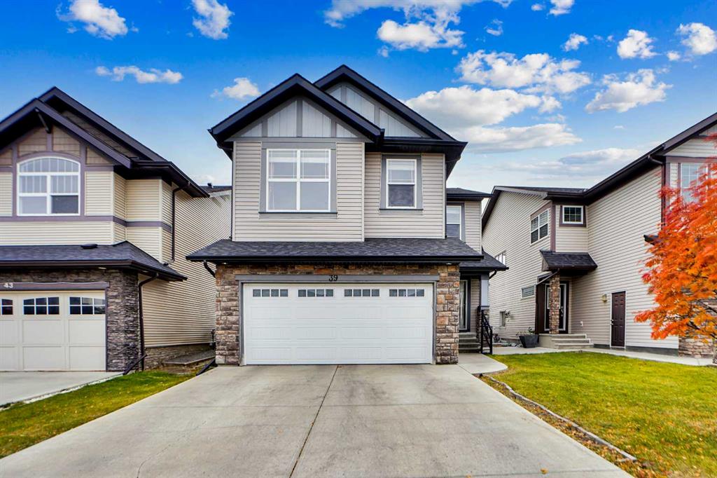 Picture of 39 Skyview Shores Rise NE, Calgary Real Estate Listing