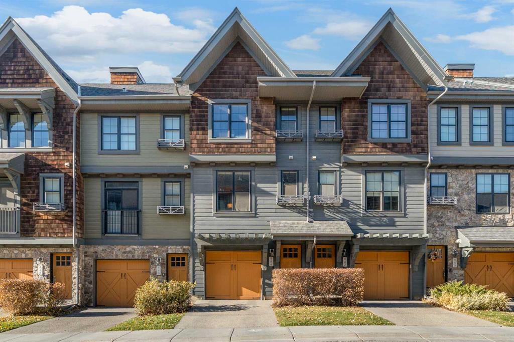 Picture of 444 Ascot Circle SW, Calgary Real Estate Listing