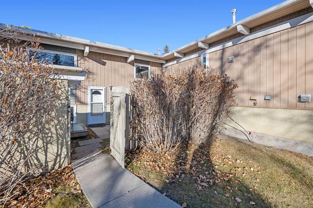 Picture of 201, 11010 Bonaventure Drive SE, Calgary Real Estate Listing
