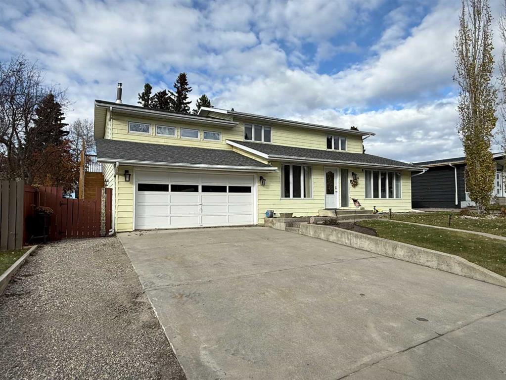 Picture of 104 Mistaya Road , Hinton Real Estate Listing