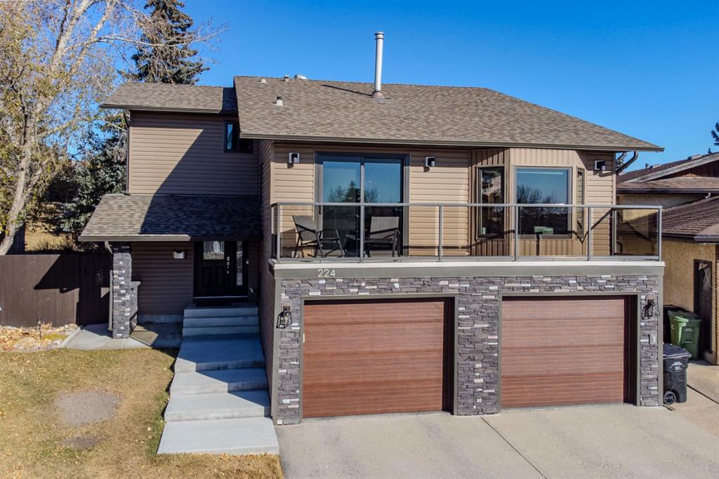 Picture of 224 Ranchridge Bay NW, Calgary Real Estate Listing