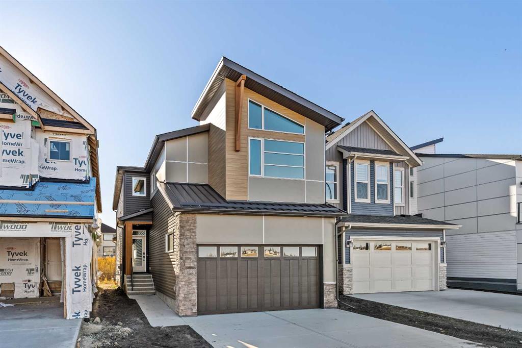 Picture of 275 Silver Spruce Grove SW, Calgary Real Estate Listing