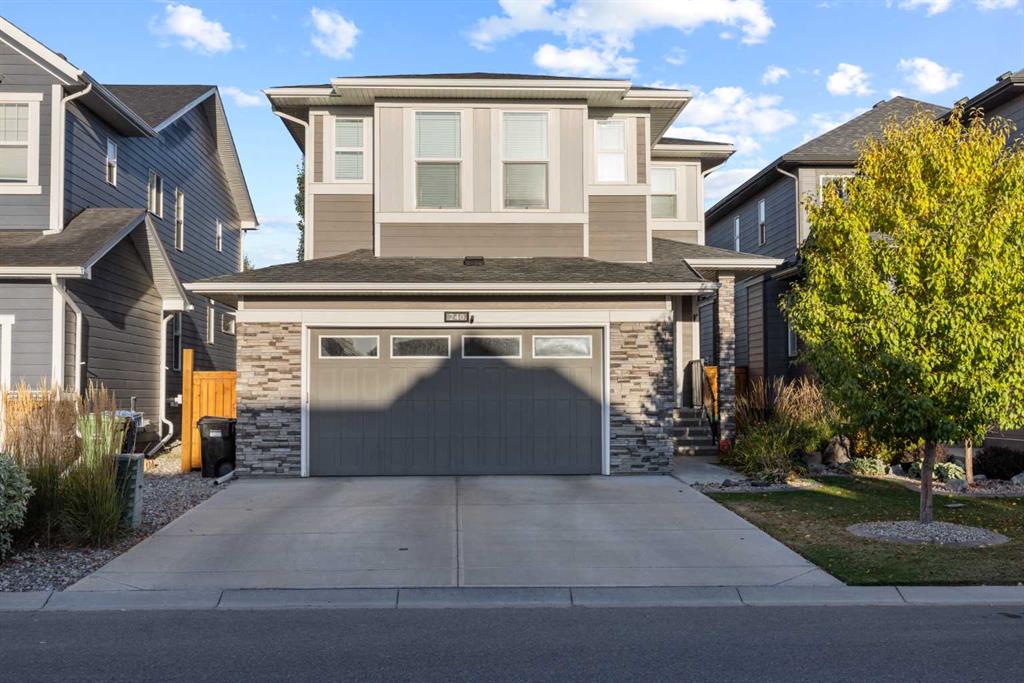 Picture of 240 Cranbrook Circle SE, Calgary Real Estate Listing