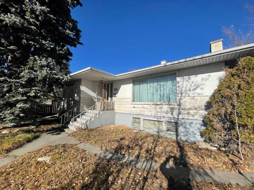 Picture of 2424 17 Avenue SW, Calgary Real Estate Listing