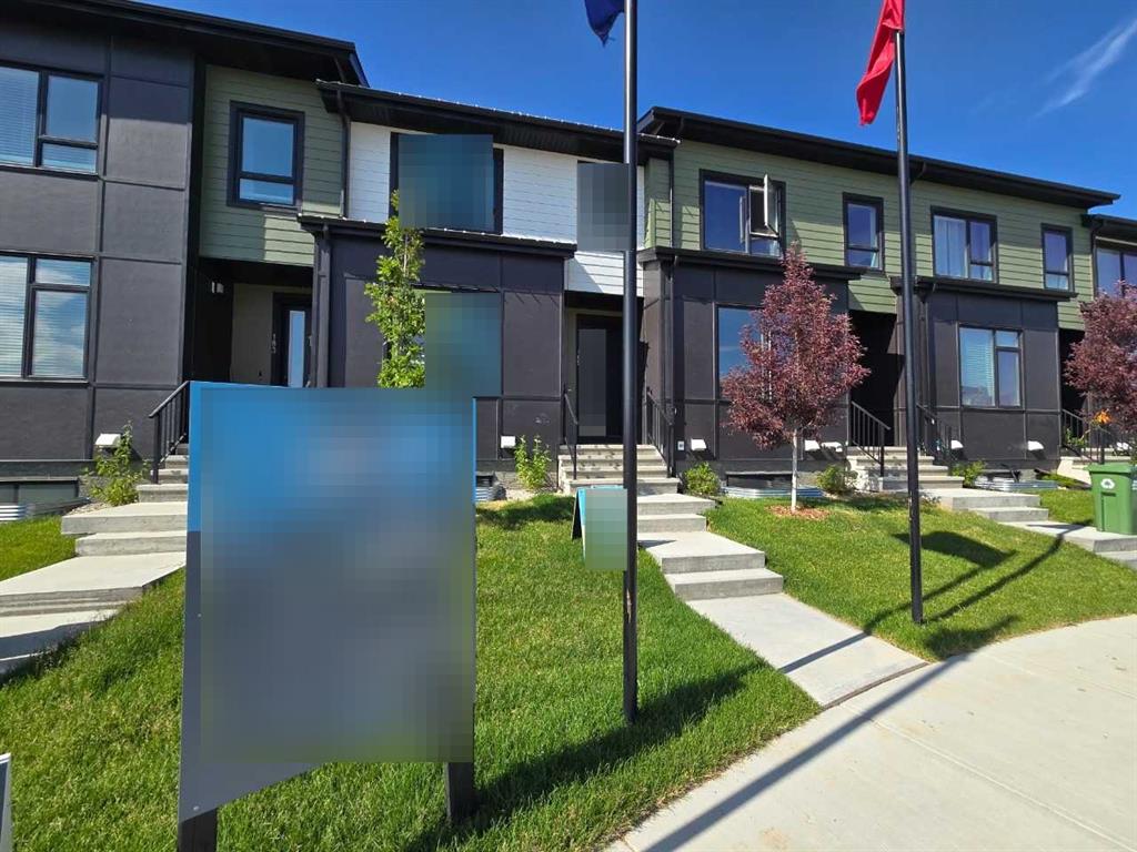 Picture of 225 Vantage Drive , Cochrane Real Estate Listing