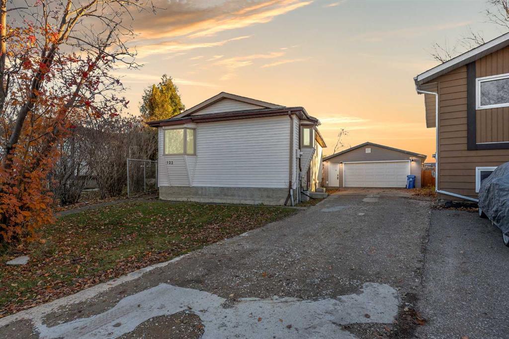 Picture of 122 Maclaren Bay , Fort McMurray Real Estate Listing