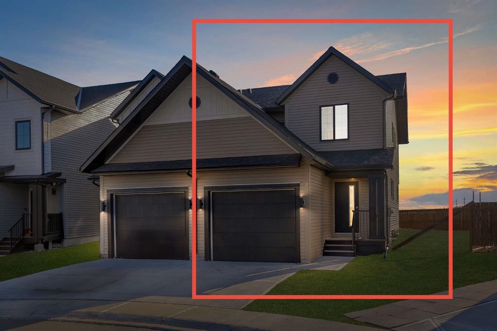 Picture of 800 South Point Heath SW, Airdrie Real Estate Listing