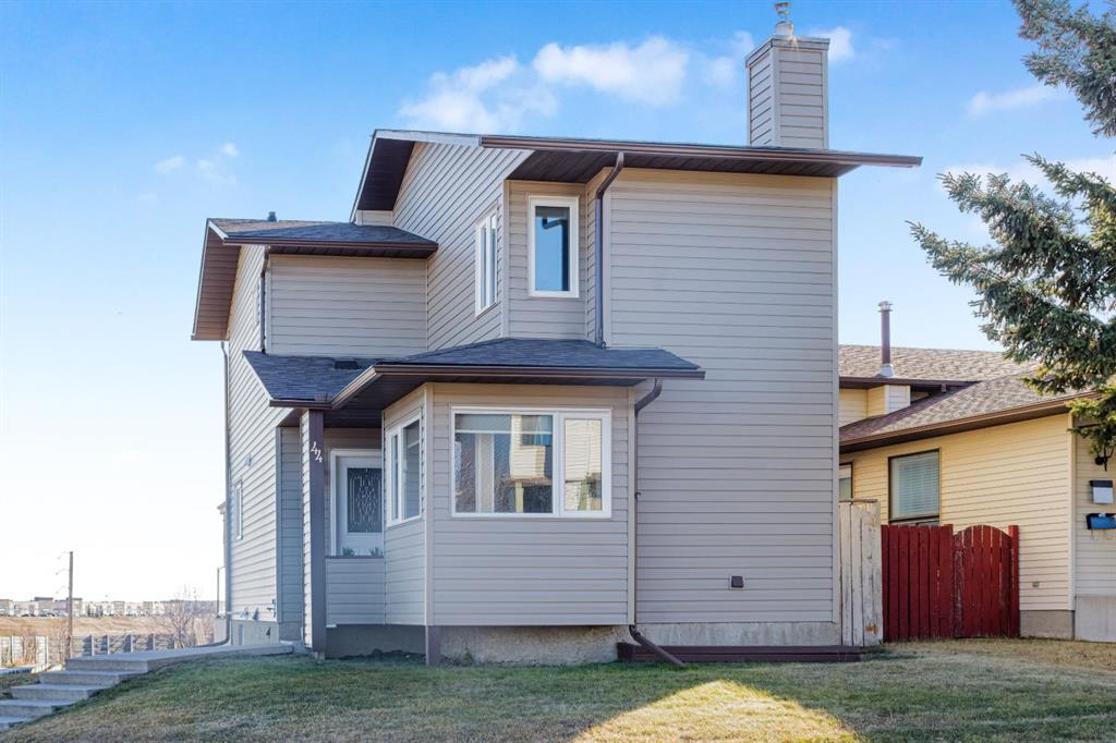 Picture of 44 Bedfield Close NE, Calgary Real Estate Listing