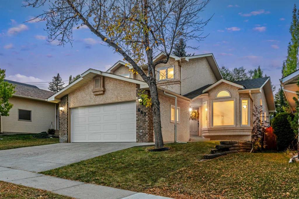 Picture of 667 Macewan Drive NW, Calgary Real Estate Listing