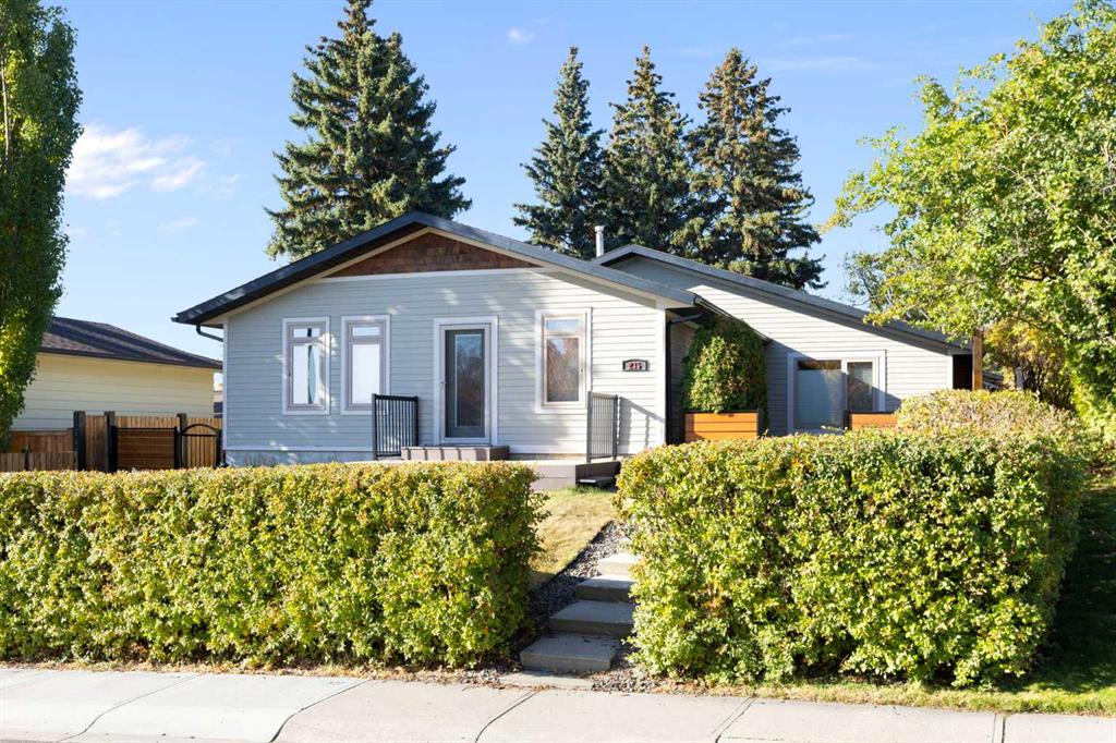 Picture of 235 Silver Valley Boulevard NW, Calgary Real Estate Listing