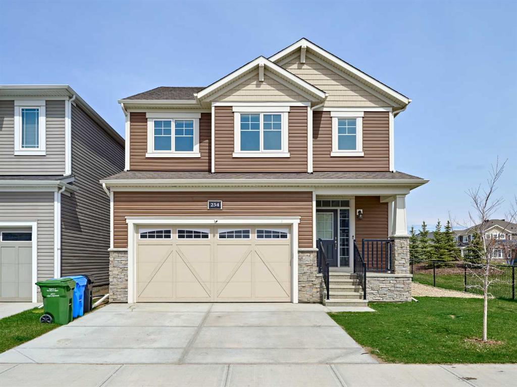 Picture of 254 Carringham Road NW, Calgary Real Estate Listing
