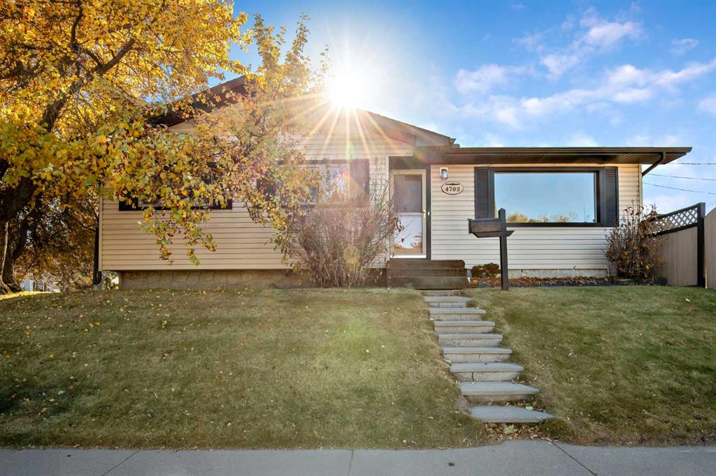 Picture of 4703 40 Avenue SW, Calgary Real Estate Listing