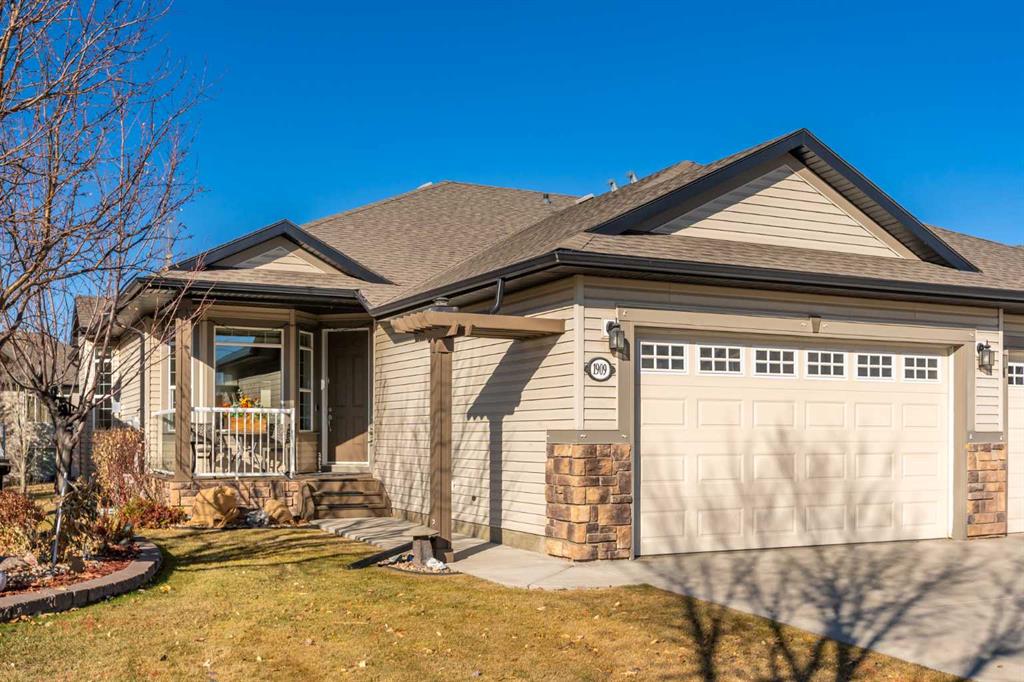 Picture of 1909 Riverside Drive NW, High River Real Estate Listing